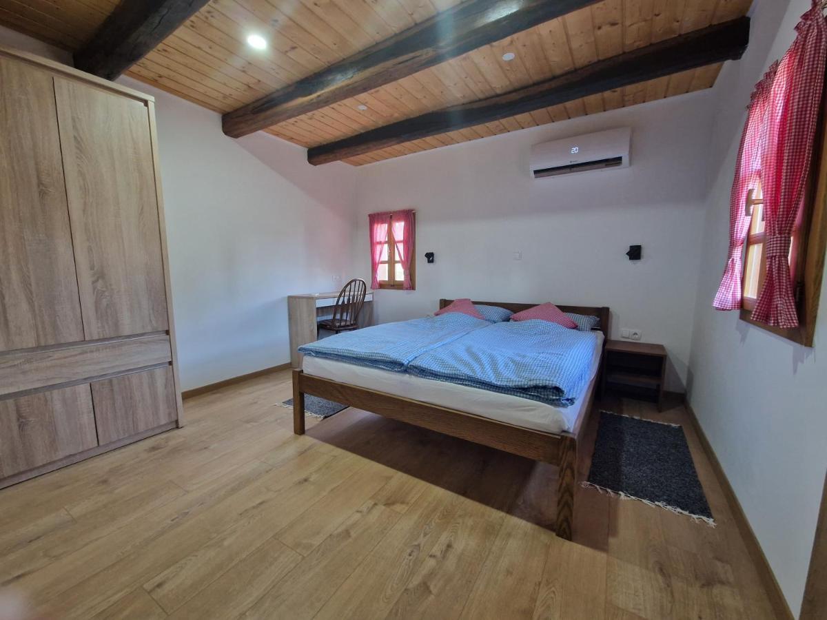 Ruralna Kuca Za Odmor Villa Pozun Ozalj Luaran gambar