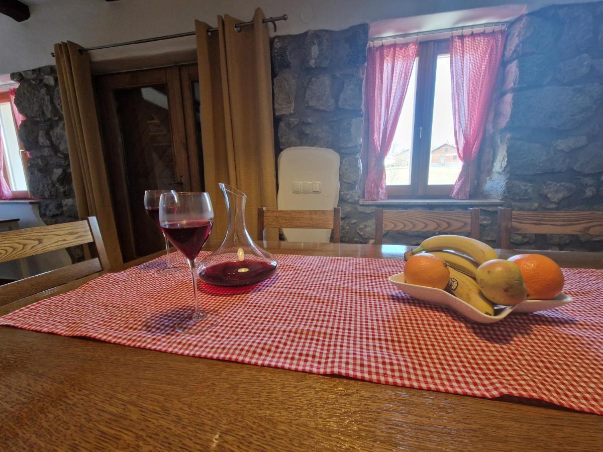 Ruralna Kuca Za Odmor Villa Pozun Ozalj Luaran gambar